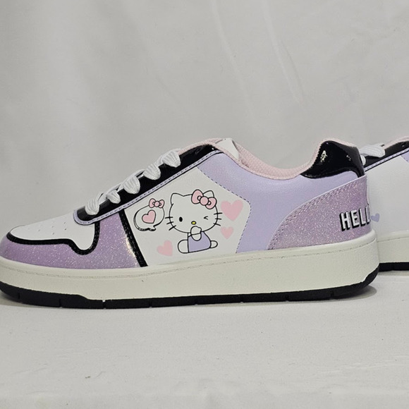 Hello Kitty  Women's  Fashion Lace Up Sneakers Size 9 Purple NWT - Picture 1 of 7